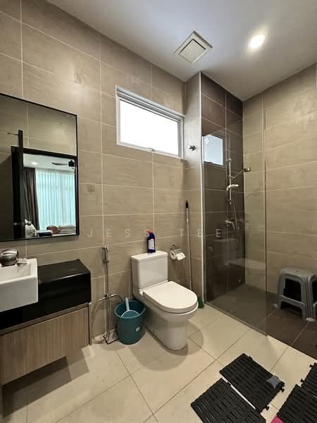Rumah Berkembar untuk Disewa di Setia Eco Park (Setia Alam) - Jess Tee - Bathroom - PropertyGuru.com.my