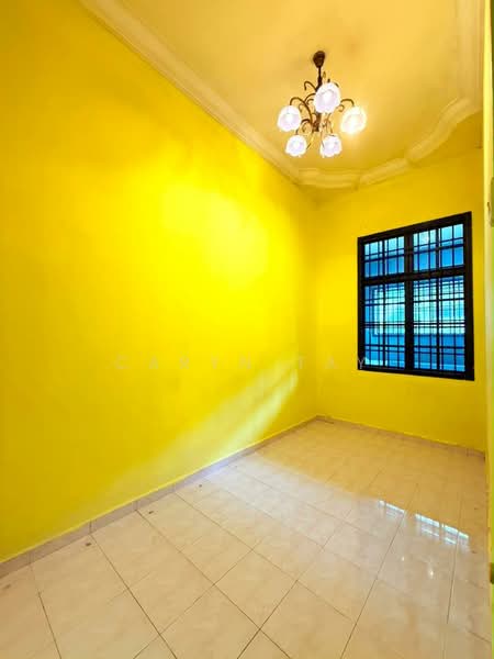 Rumah Teres 2-Tingkat untuk Dijual di Taman Dato' Chellam (Ulu Tiram) - Caryn Tay - PropertyGuru.com.my