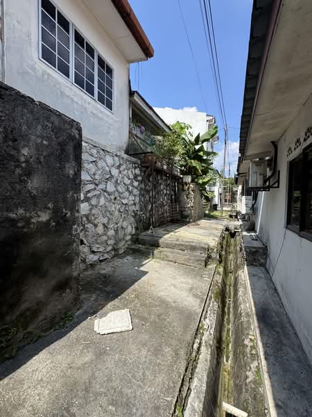 1-storey Terraced House for Sale in SS4 (Petaling Jaya) - Diana Poo - Exterior - PropertyGuru.com.my