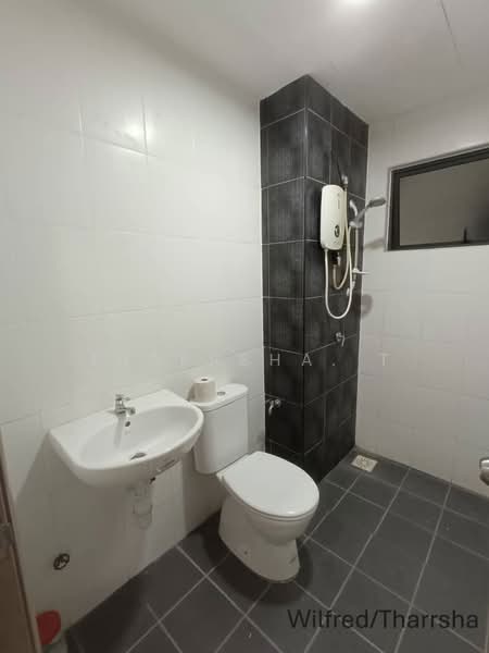Condominium for Sale at Ameera Residence - Tharrsha. T - Bathroom - PropertyGuru.com.my