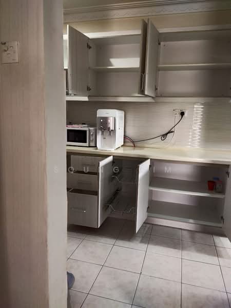 Condominium for Rent at Casa Tropicana - Soung Lim - Kitchen - PropertyGuru.com.my