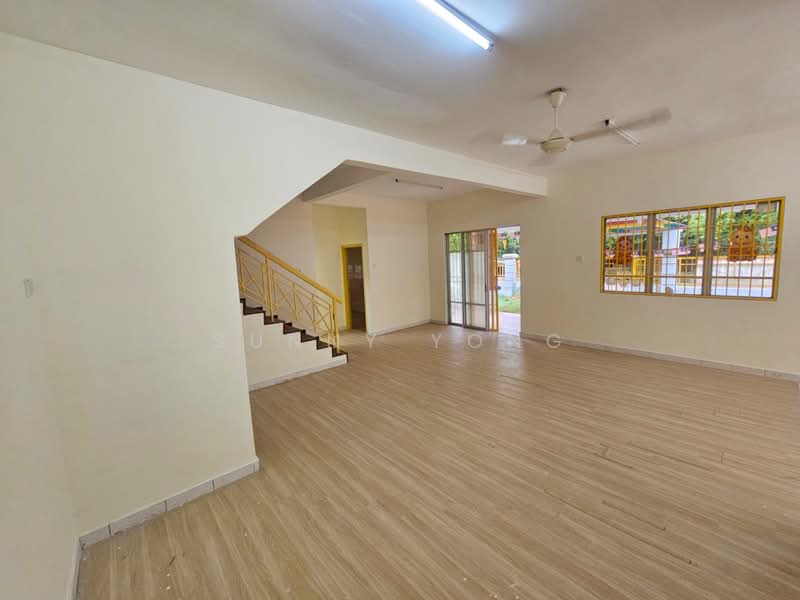 Rumah Teres 2.5 Tingkat untuk Dijual di Bandar Puteri Puchong (Puchong) - SUNNY YONG - Living Room - PropertyGuru.com.my