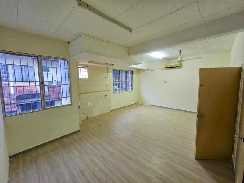 Rumah Teres 2.5 Tingkat untuk Dijual di Bandar Puteri Puchong (Puchong) - SUNNY YONG - Interior - PropertyGuru.com.my