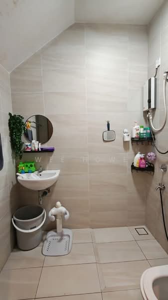 2-storey Terraced House for Sale in Taman Ekoflora (Johor Bahru) - Wee Howe - Bathroom - PropertyGuru.com.my