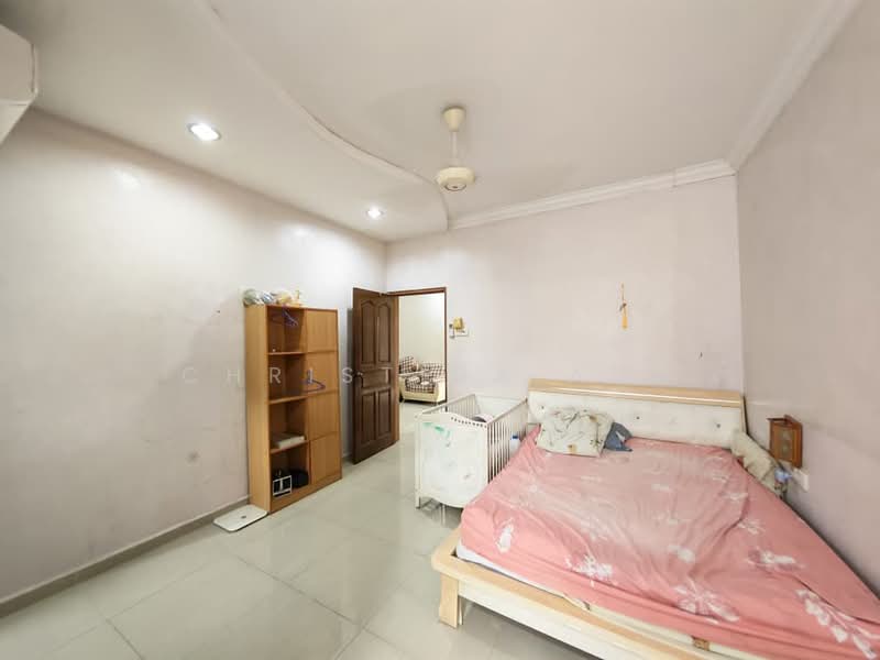 2-storey Terraced House for Sale in Taman Desa Tebrau (Tebrau) - Christina Ang - Bedroom - PropertyGuru.com.my