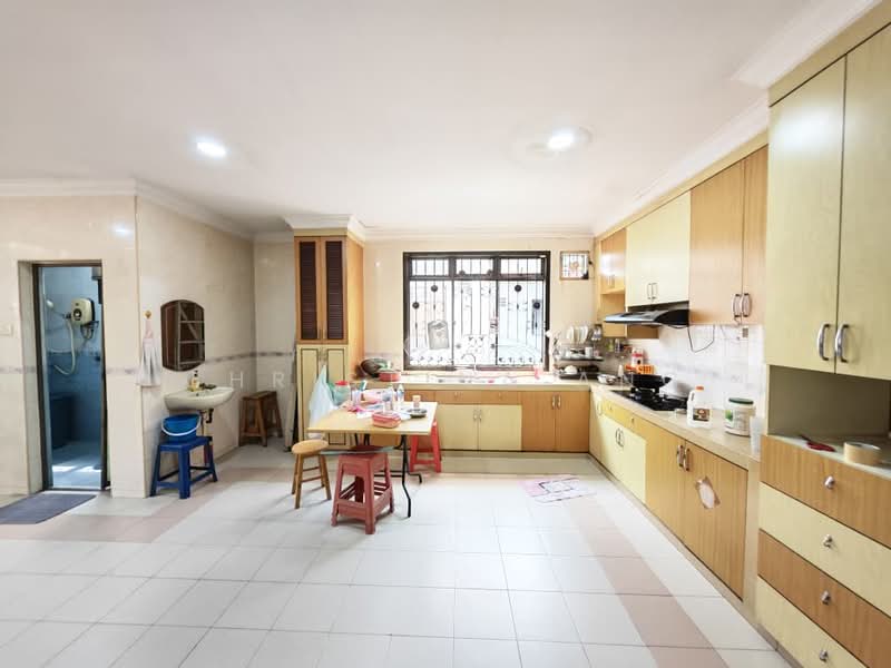 2-storey Terraced House for Sale in Taman Desa Tebrau (Tebrau) - Christina Ang - Kitchen - PropertyGuru.com.my