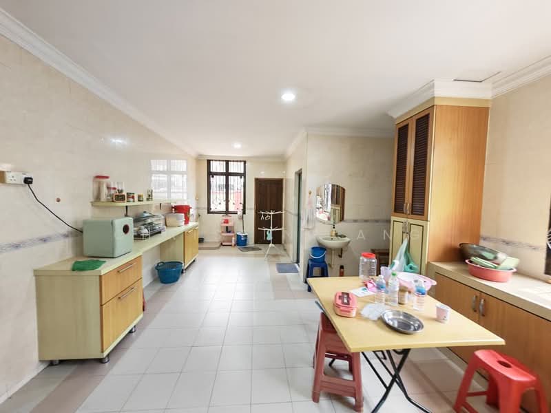 2-storey Terraced House for Sale in Taman Desa Tebrau (Tebrau) - Christina Ang - Kitchen - PropertyGuru.com.my
