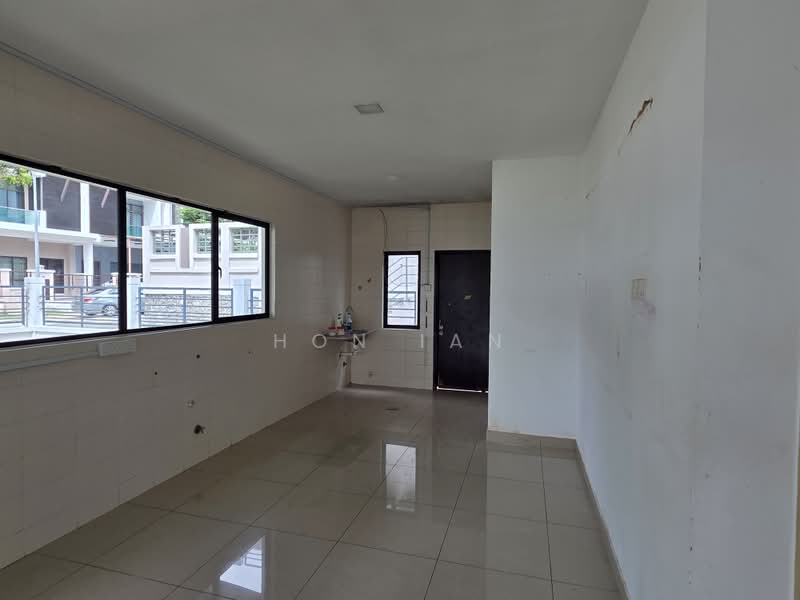 Rumah Teres 3 Tingkat untuk Dijual di Kinrara Residence (Puchong) - Hon Ian - Interior - PropertyGuru.com.my