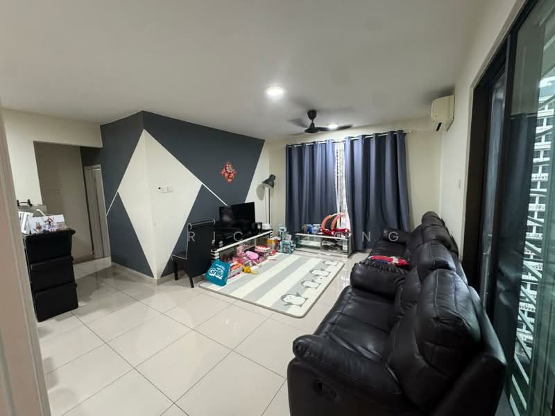 Kondominium untuk Dijual di Atmosfera Kondominium - Keric Khong - Living Room - PropertyGuru.com.my