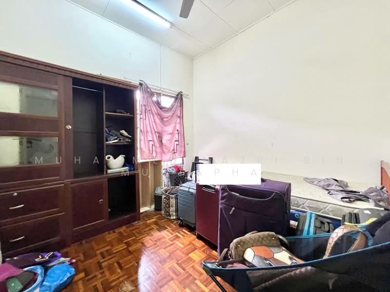 Rumah Kluster untuk Dijual di Bandar Bukit Mahkota (Bangi) - Muhammed Nazri bin Mustapha - Bedroom - PropertyGuru.com.my