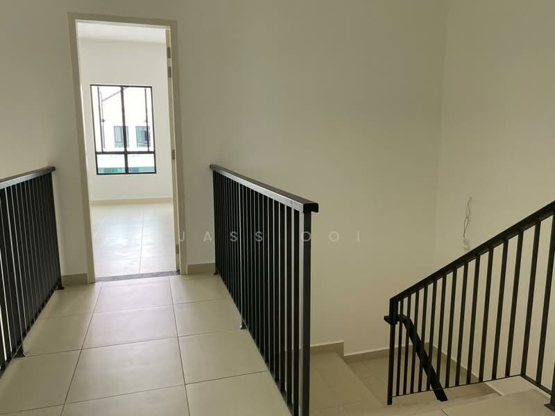 Rumah Teres untuk Dijual di Bandar Cassia (Batu Kawan) - Jass Ooi - Corridor - PropertyGuru.com.my