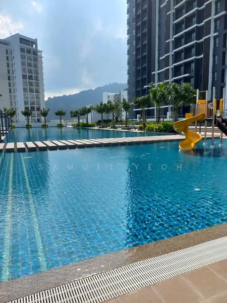 Condominium for Rent at D' Starlingtton - Samuel Yeoh - Pool - PropertyGuru.com.my