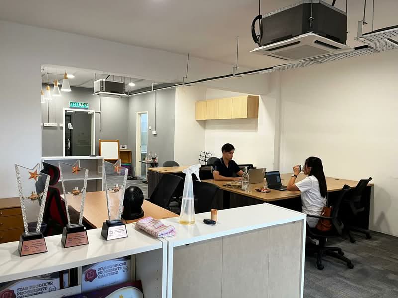 Retail Office for Rent in Cheras Business Centre (Kuala Lumpur) - Deckson Tan - PropertyGuru.com.my
