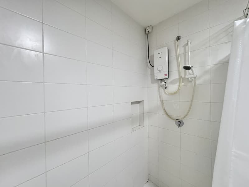 Service Residence for Sale at Trefoil @ Setia City - Clement Yew - Bathroom - PropertyGuru.com.my