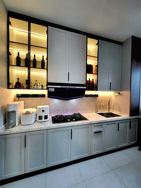 Service Residence for Sale at Majestic Maxim - Chris Chong - Kitchen - PropertyGuru.com.my