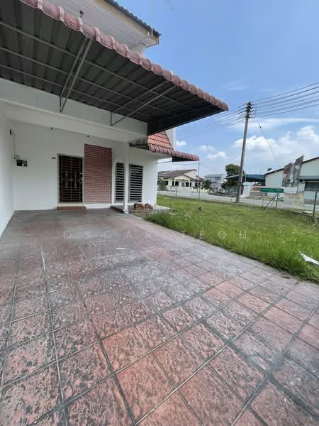 2-storey Terraced House for Rent in Ipoh (Perak) - Oscar Teoh - Exterior - PropertyGuru.com.my
