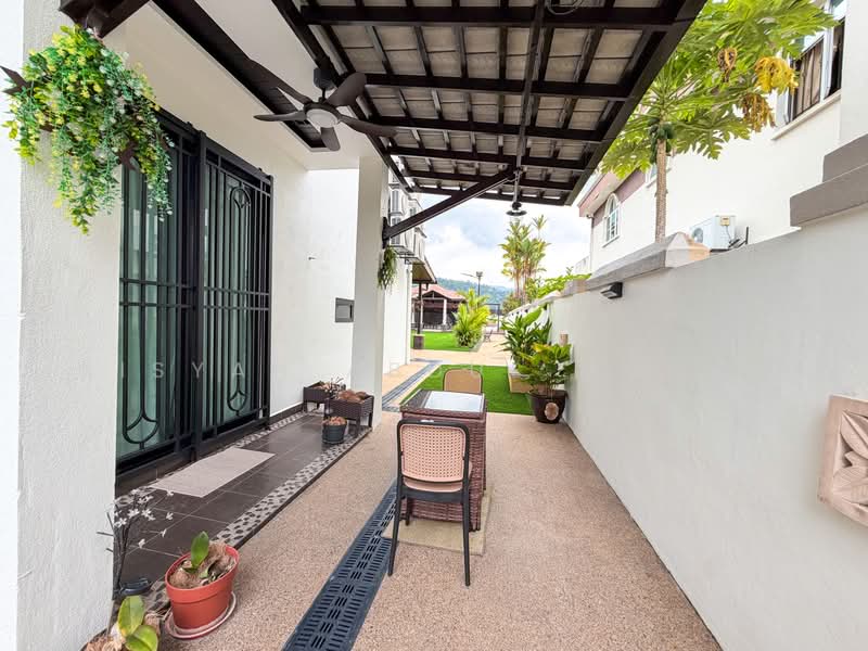 Rumah Berkembar untuk Dijual di Ampang Jaya (Ampang) - Aisyah Abdul Manap - Exterior - PropertyGuru.com.my