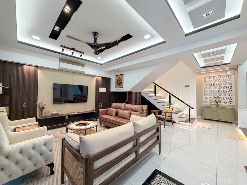 Rumah Berkembar untuk Dijual di Ampang Jaya (Ampang) - Aisyah Abdul Manap - Living Room - PropertyGuru.com.my