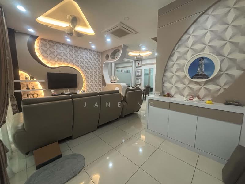 Rumah Teres 3 Tingkat untuk Dijual di Taman Desa Oren (Butterworth) - Jane Ng - Living Room - PropertyGuru.com.my