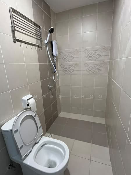 Condominium for Rent at IDEAL VENICE RESIDENCY - Agnes Khoo - Bathroom - PropertyGuru.com.my