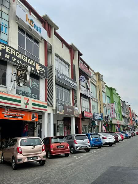 Shop for Rent in Taman Mutiara Mas (Skudai) - Jaz Lee - Exterior - PropertyGuru.com.my
