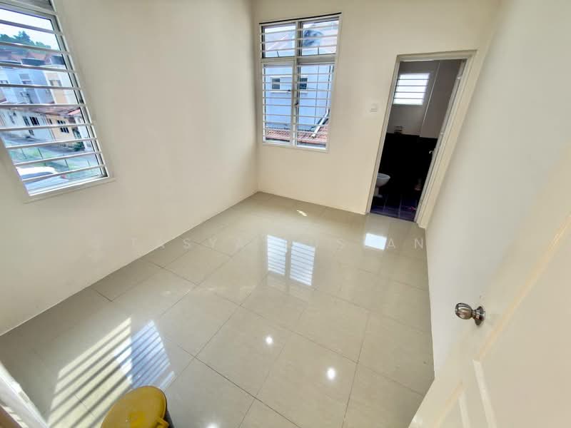 2-storey Terraced House for Sale in Taman Vista Hill (Cheras) - Tasya Ruslan - PropertyGuru.com.my