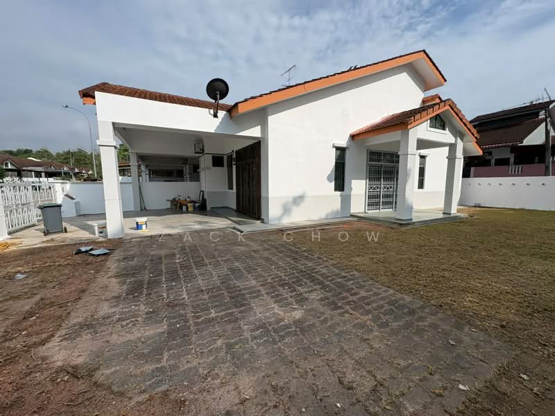 Rumah Teres 1 Tingkat untuk Dijual di Taman Puteri Wangsa (Ulu Tiram) - Zack Chow - Exterior - PropertyGuru.com.my