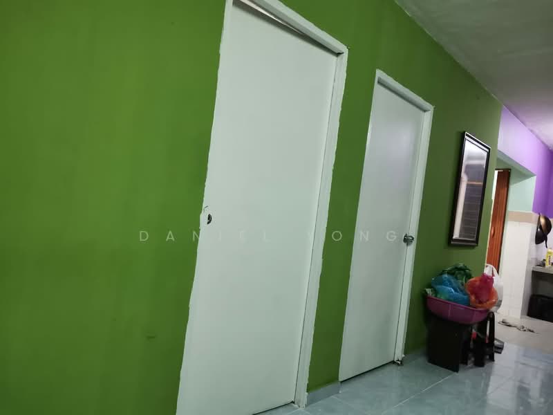 Flat for Sale at Taman Desa Rakyat Perdana - Daniel Yong - Corridor - PropertyGuru.com.my