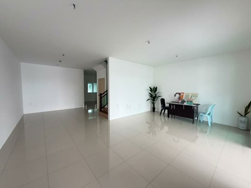Rumah Teres 2 Tingkat untuk Dijual di Ipoh (Perak) - Catherine Chin - Living Room - PropertyGuru.com.my
