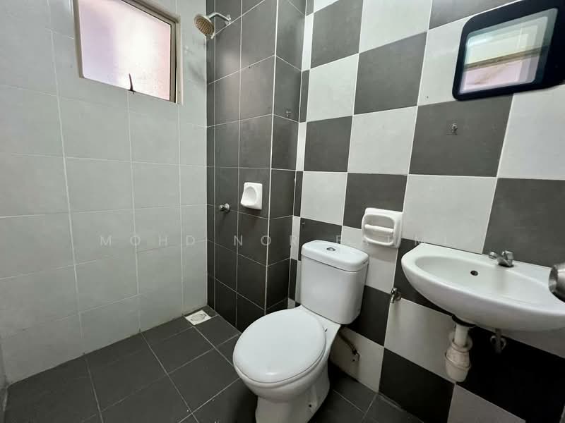 Cluster House for Sale in Bandar Saujana Putra (Tanjong Duabelas) - Mohd Nor Fahmi - PropertyGuru.com.my
