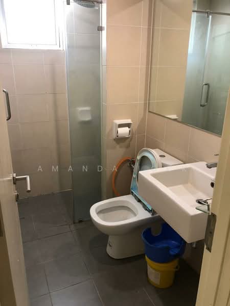 Service Residence for Sale at Tiara Mutiara / The Crown - Amanda Lock - Bathroom - PropertyGuru.com.my