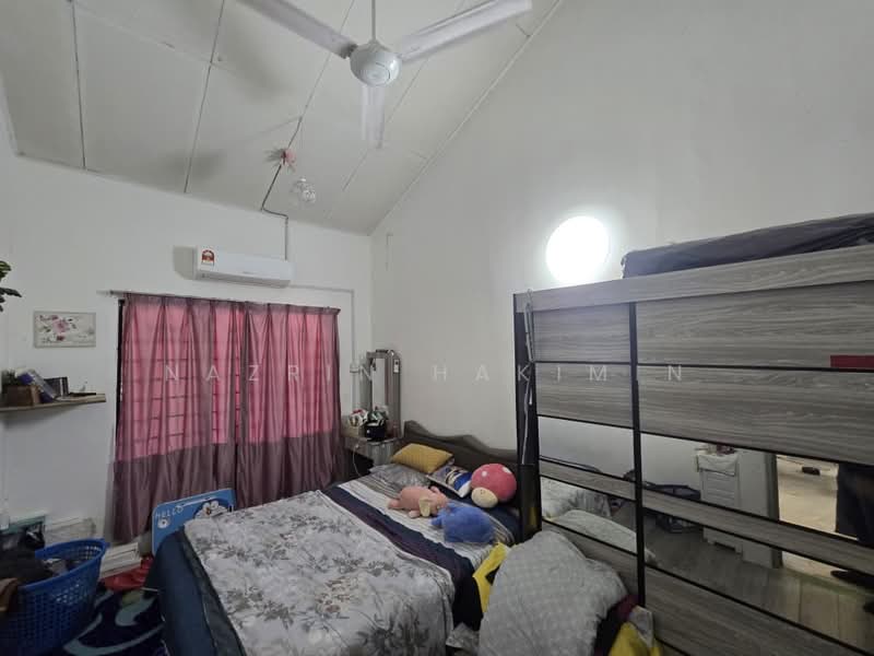 Terraced House for Sale in Bandar Tasik Puteri (Rawang) - Nazrin Hakimin - Bedroom - PropertyGuru.com.my
