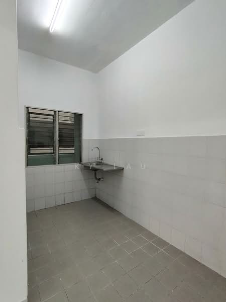 Apartment for Sale at 162 Residency - KY Lau - Kitchen - PropertyGuru.com.my