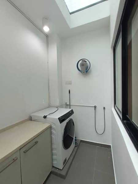 3-storey Terraced House for Rent in Lake Fields (Sungai Besi) - L.T Tan - Interior - PropertyGuru.com.my