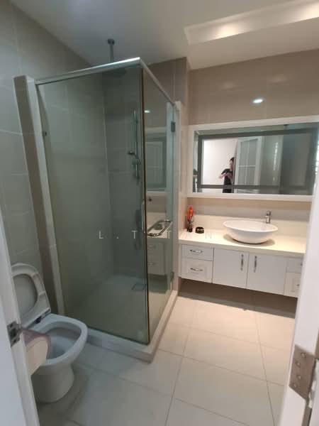 3-storey Terraced House for Rent in Lake Fields (Sungai Besi) - L.T Tan - Bathroom - PropertyGuru.com.my