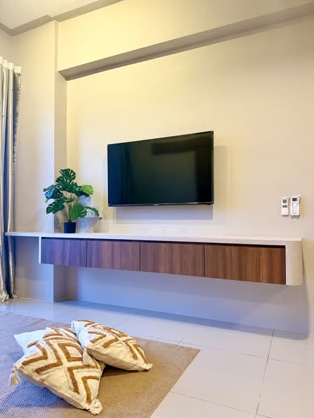Service Residence for Rent at Piccadilly - Steven . - Living Room - PropertyGuru.com.my