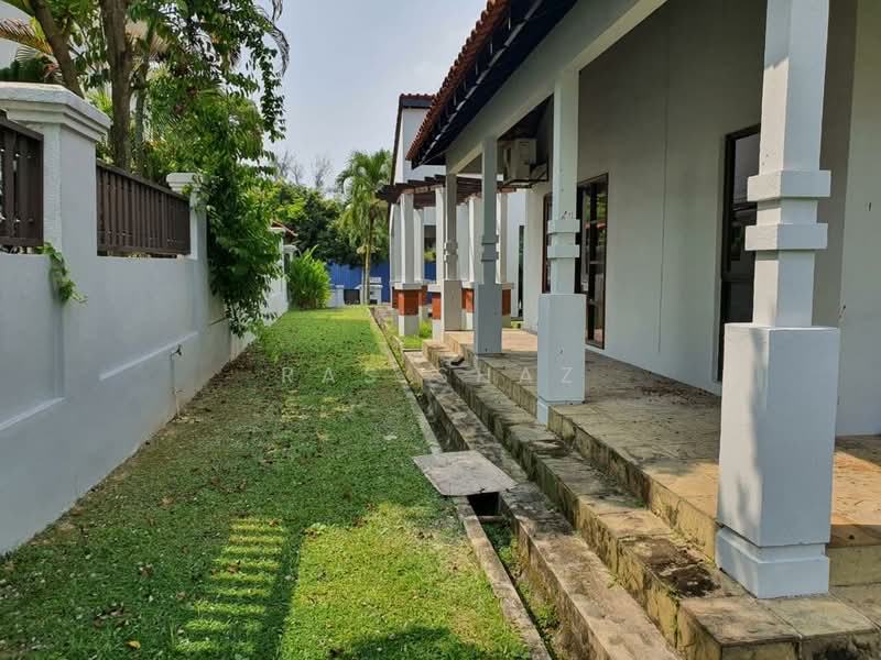 Rumah Banglo untuk Dijual di Seksyen 9 (Shah Alam) - Ras Shaz - Exterior - PropertyGuru.com.my