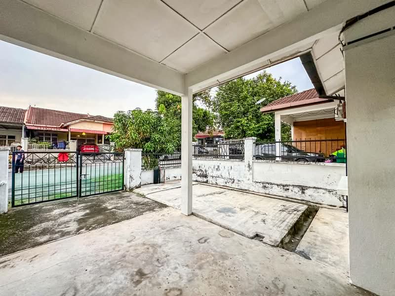 1-storey Terraced House for Sale in Taman Semarak (Nilai) - Tasya Ruslan - PropertyGuru.com.my