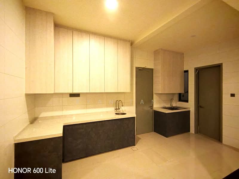 Servis Apartment untuk Disewa di The Era @ Duta North - Ryan Tan - Kitchen - PropertyGuru.com.my