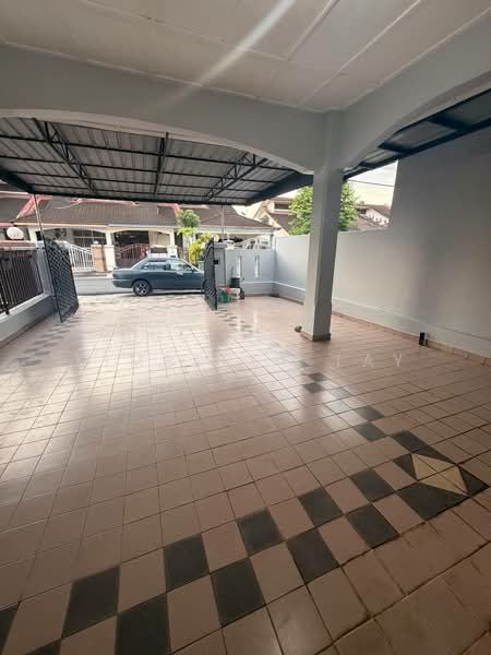 Rumah Teres 1.5 Tingkat untuk Disewa di Taman Perling (Perling) - Kimberly Tay - Exterior - PropertyGuru.com.my