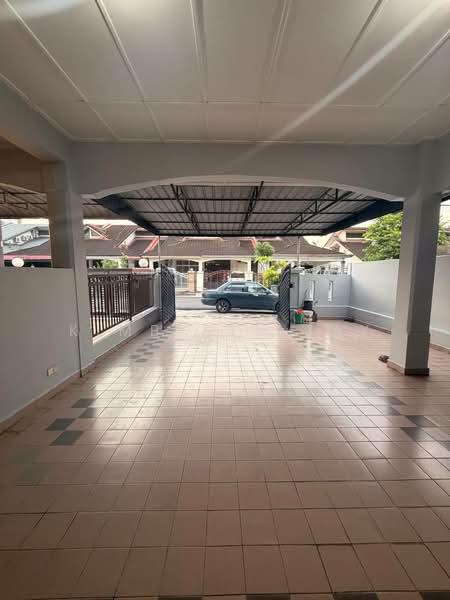 Rumah Teres 1.5 Tingkat untuk Disewa di Taman Perling (Perling) - Kimberly Tay - Exterior - PropertyGuru.com.my