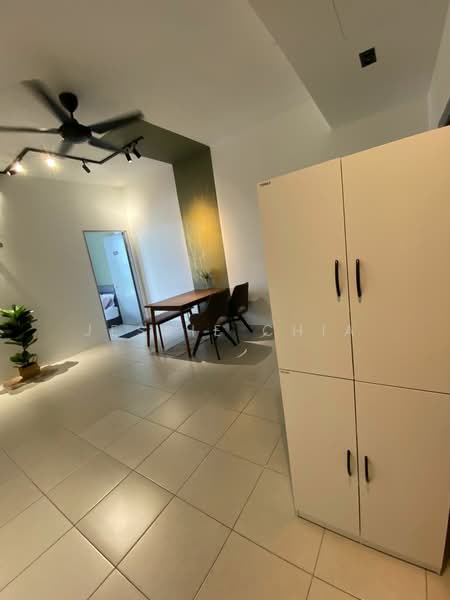 Servis Apartment untuk Disewa di The Netizen - Jessie Chia - Dining Room - PropertyGuru.com.my