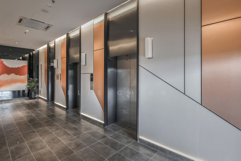 Servis Apartment untuk Disewa di The Amber Residence @ TwentyFive.7 - Elle Chiew - Corridor - PropertyGuru.com.my