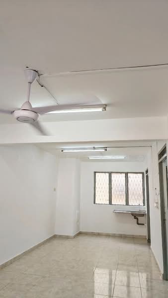 Flat for Sale at Flat Taman Ungku Tun Aminah - Daniel Yong - Interior - PropertyGuru.com.my