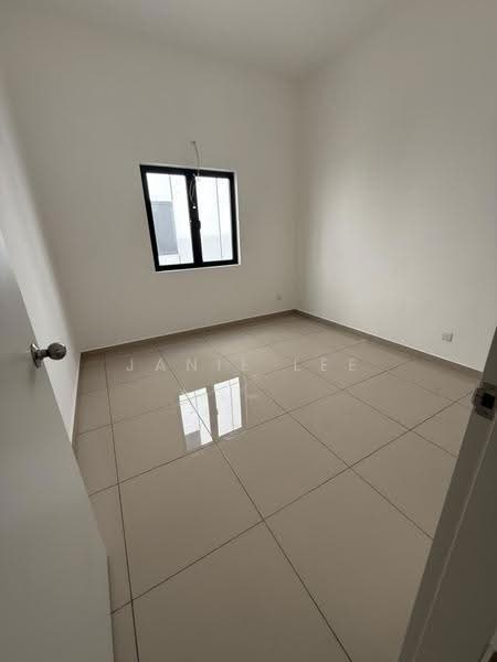 2-storey Terraced House for Sale in Setia Indah (Setia Alam) - Janie Lee - Guest room - PropertyGuru.com.my