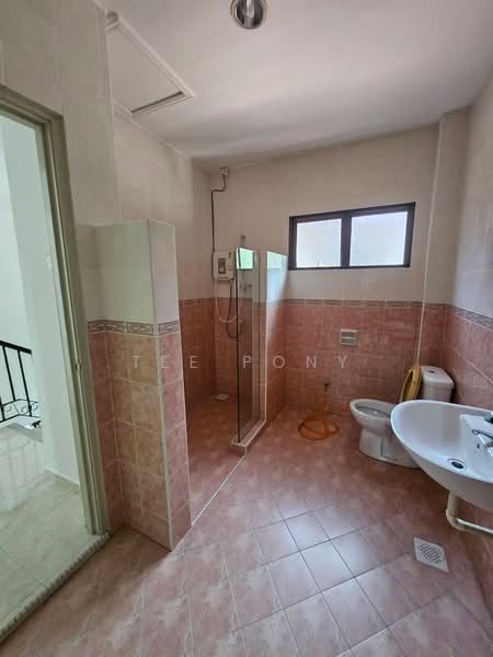 Semi-Detached House for Sale in Jelapang (Ipoh) - Tee Pony - PropertyGuru.com.my