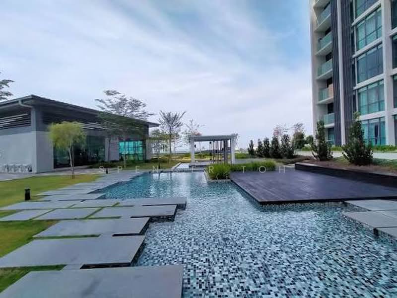 Servis Apartment untuk Dijual di Liberty @ Arc - Spencer Toh - Pool - PropertyGuru.com.my