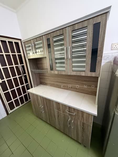 Condominium for Rent at Meadow Park I - Keric Khong - Kitchen - PropertyGuru.com.my