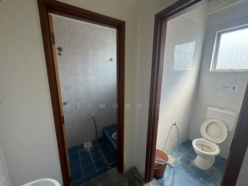 Office for Rent in Bandar Baru Bangi (Selangor) - Desmond Hu - Bathroom - PropertyGuru.com.my
