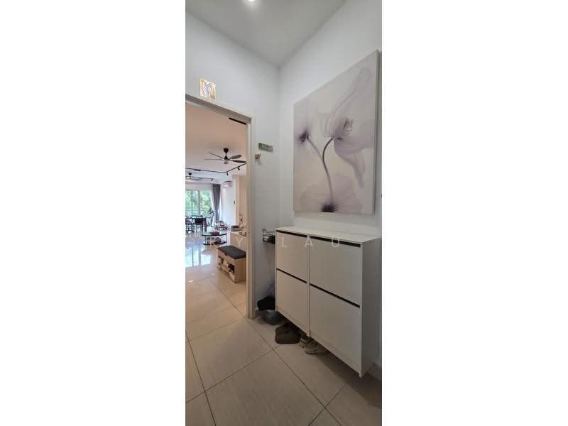 Kondominium untuk Dijual di Damansara Foresta - KY Lau - Living Room - PropertyGuru.com.my